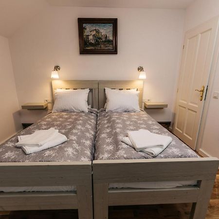 سيبيو Yellowboot Aparthotel المظهر الخارجي الصورة