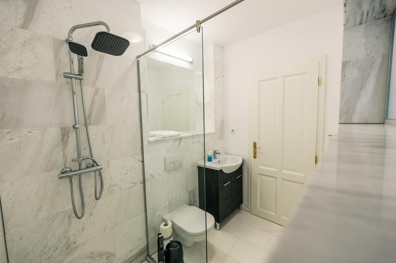 سيبيو Yellowboot Aparthotel المظهر الخارجي الصورة